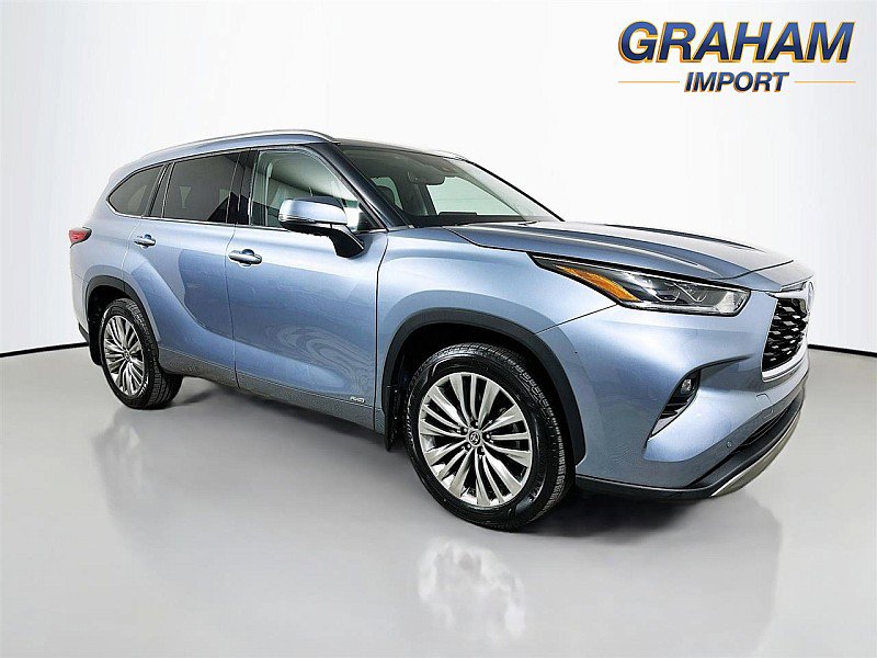 2022 Toyota Highlander Platinum
