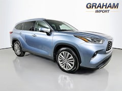 Used 2022 Toyota Highlander Hybrid Platinum SUV For Sale in Mansfield, OH
