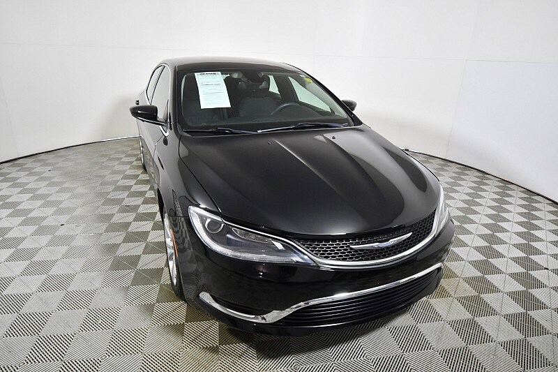 Used 2016 Chrysler 200 Limited with VIN 1C3CCCAB7GN115685 for sale in Mansfield, OH