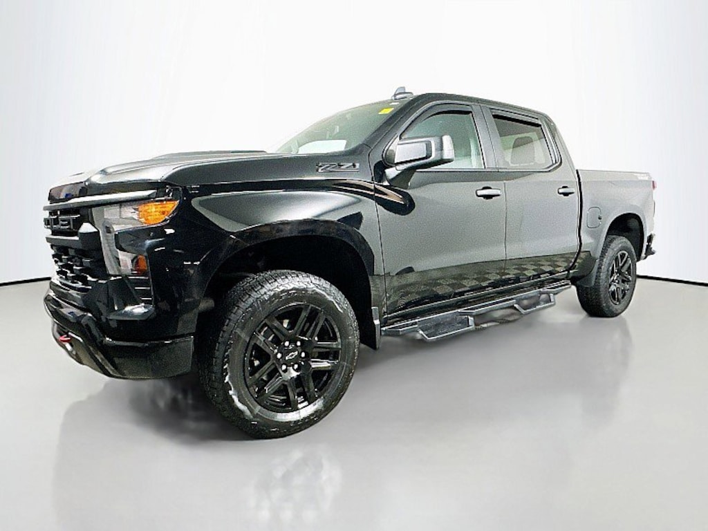 Used 2023 Chevrolet Silverado 1500 Custom Trail Boss Truck Crew Cab