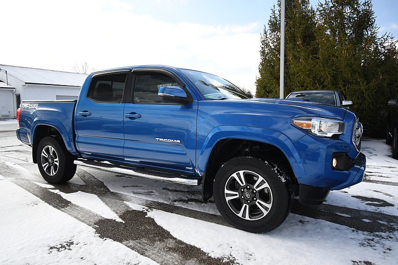 2017 Toyota Tacoma Truck Double Cab 