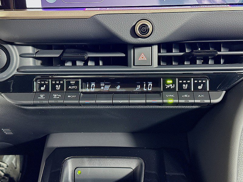 2026 Toyota Crown Platinum - Photo 19
