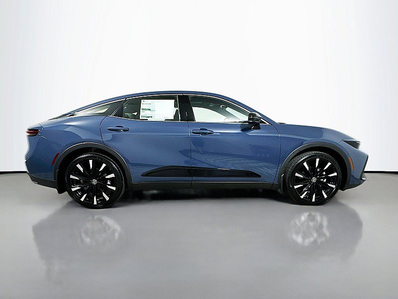 2026 Toyota Crown Platinum - Photo 8