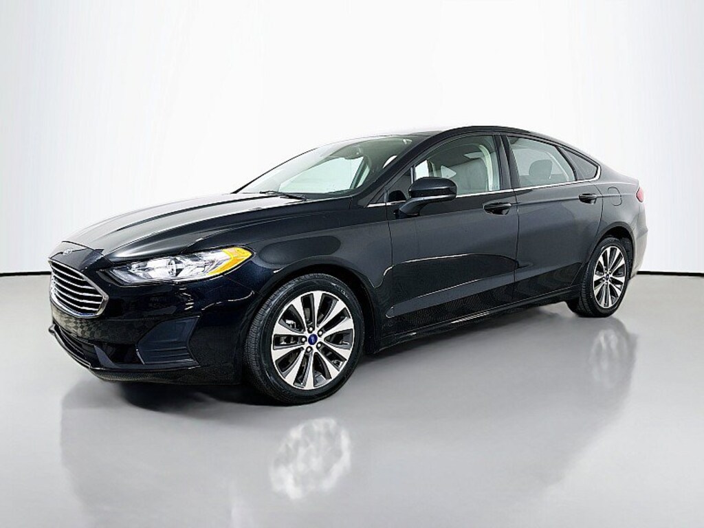 Used 2020 Ford Fusion SE Sedan
