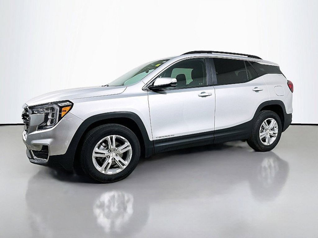 Used 2022 GMC Terrain SLE SUV
