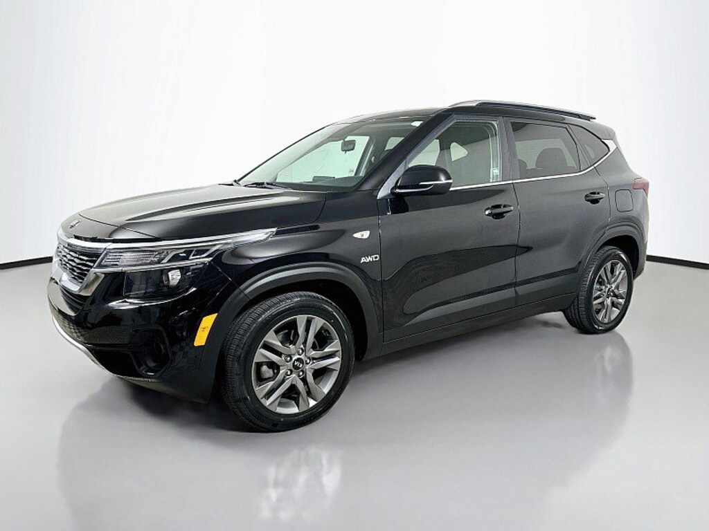 Used 2021 Kia Seltos S SUV