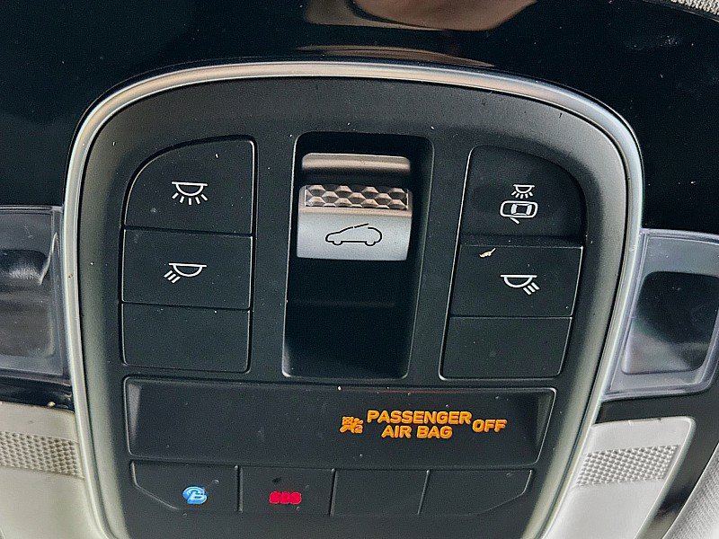 2022 Hyundai Santa Fe Limited - Photo 23