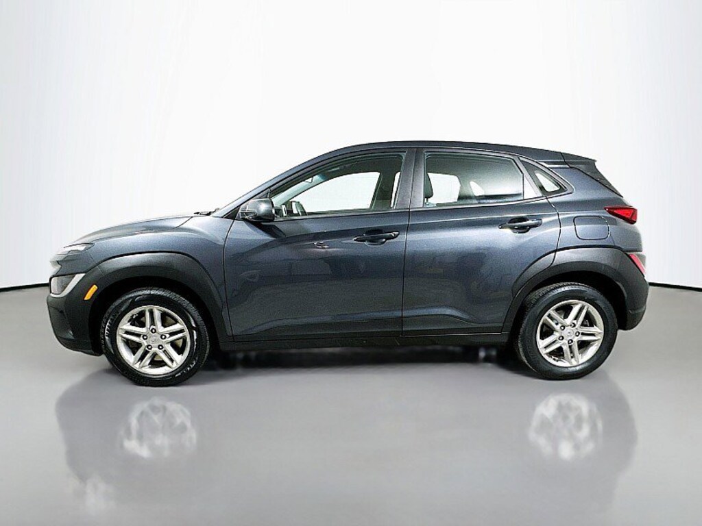 Used 2022 Hyundai Kona SE SUV