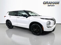 2023 Mitsubishi Outlander SE Black Edition SUV