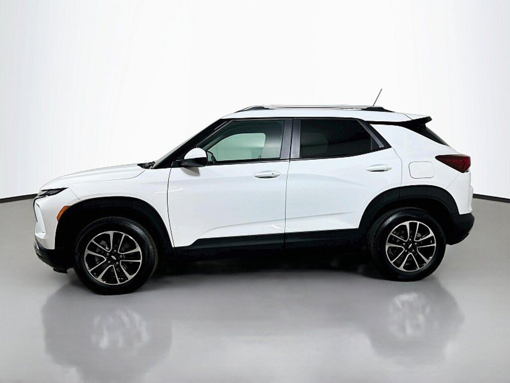 Used 2024 Chevrolet Trailblazer LT SUV