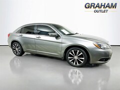 2012 Chrysler 200 S Sedan