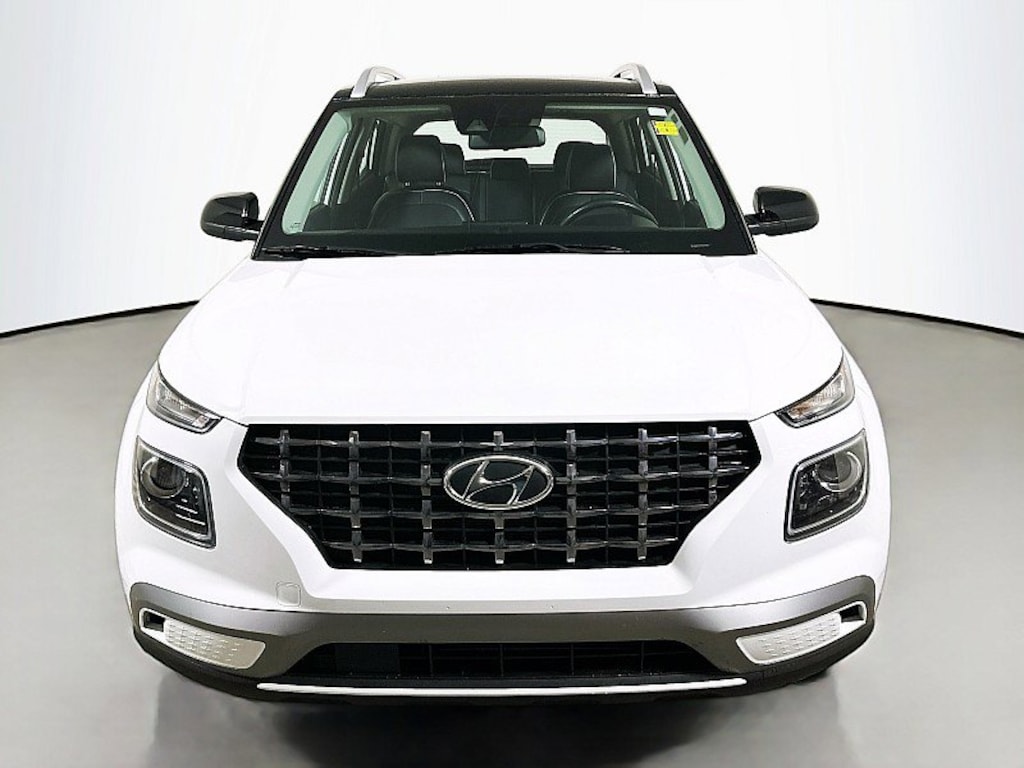 Used 2022 Hyundai Venue Limited SUV