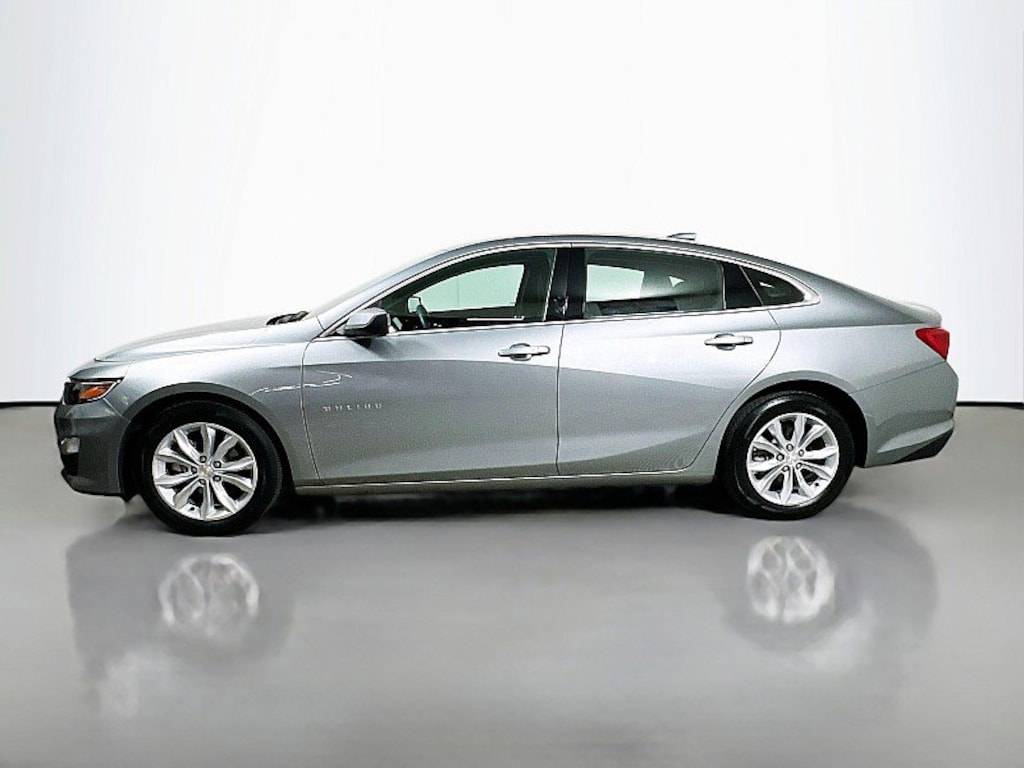 Used 2025 Chevrolet Malibu 1LT Sedan