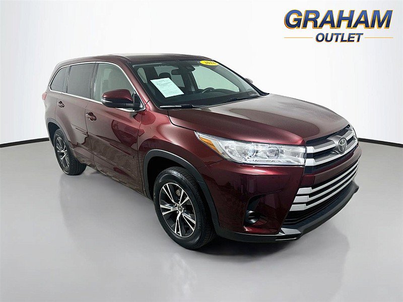 Used 2018 Toyota Highlander LE I4 SUV For Sale in Mansfield, OH