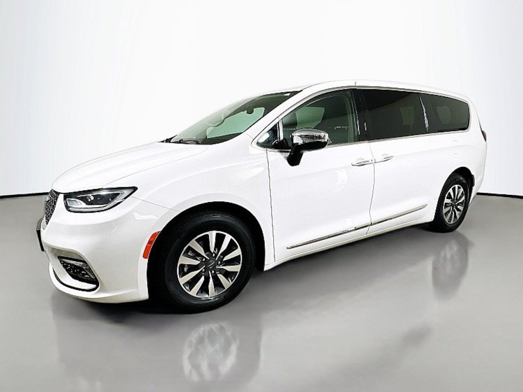 Used 2023 Chrysler Pacifica Plug-In Hybrid Limited Van Passenger Van