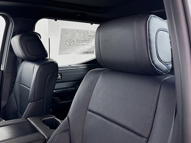 2026 Toyota Tundra Platinum - Photo 11
