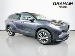 2025 Toyota Highlander XLE SUV