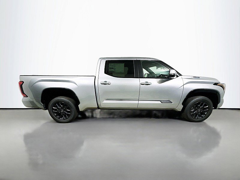 2026 Toyota Tundra Platinum - Photo 8