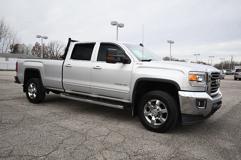 2015 GMC Sierra 3500 SLE's photo