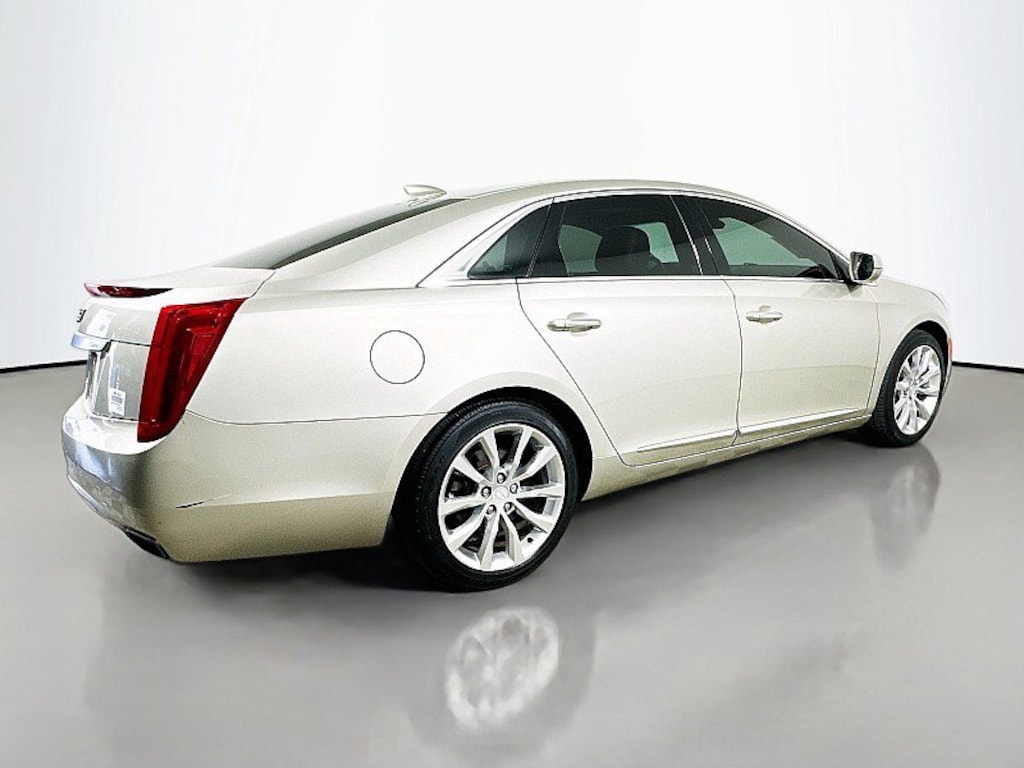 Used 2016 CADILLAC XTS Luxury Collection Sedan