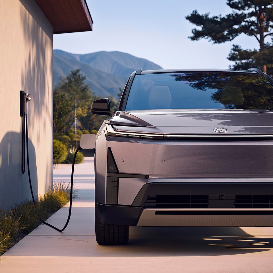 2027-Toyota-Highlander-Limited-SUV-L04.png
