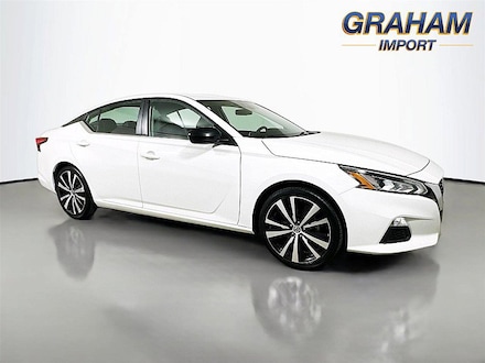 2022 Nissan Altima 2.5 SR Sedan