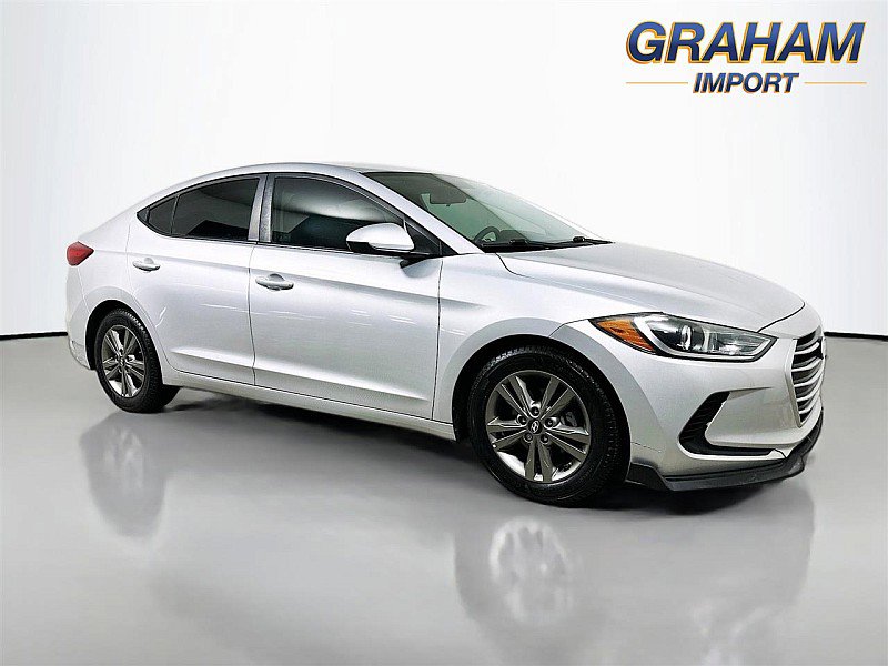 2017 Hyundai Elantra SE's photo