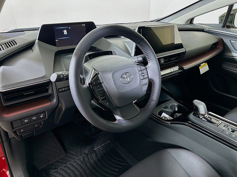 2026 Toyota Prius Plug-in Hybrid SE - Photo 9