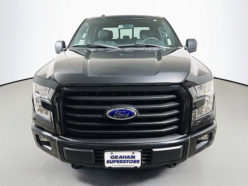 2016 Ford F-150 XLT photo 2