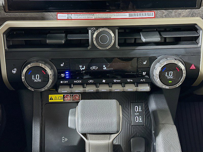 2025 Toyota Tacoma Limited - Photo 16