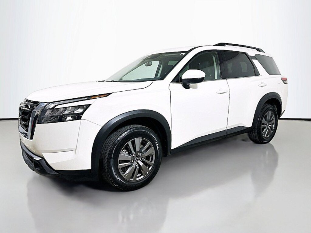 Used 2025 Nissan Pathfinder SV SUV