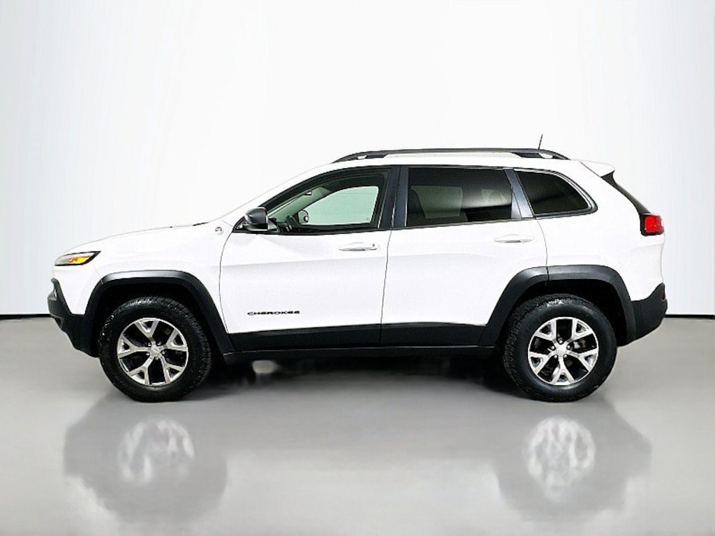 Used 2017 Jeep Cherokee Trailhawk 4x4 SUV