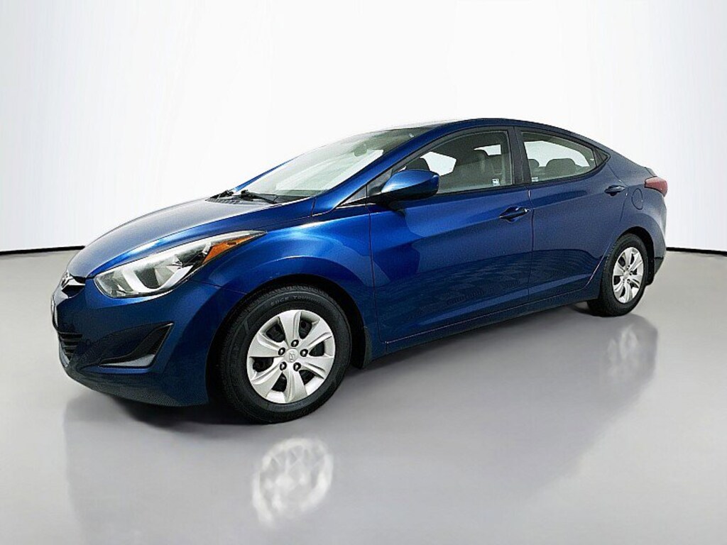 Used 2016 Hyundai Elantra SE Sedan