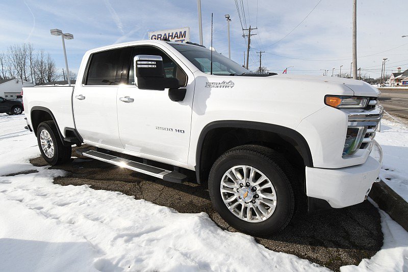 2022 Chevrolet Silverado 2500HD High Country's photo