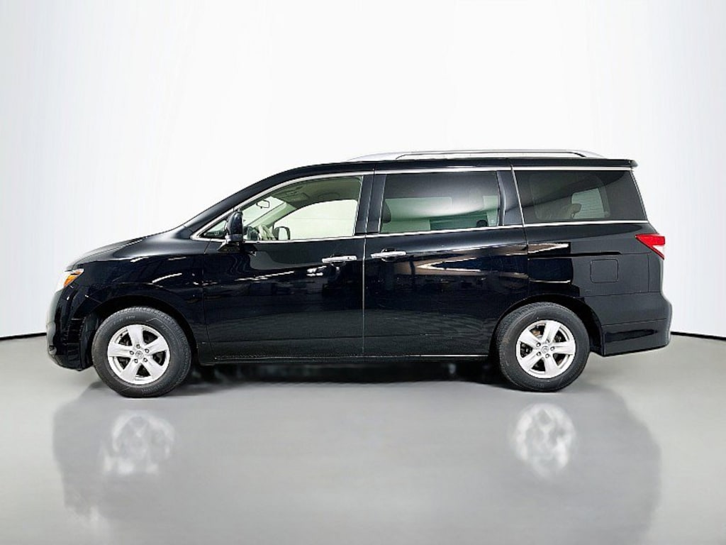 Used 2017 Nissan Quest SV Van Passenger Van