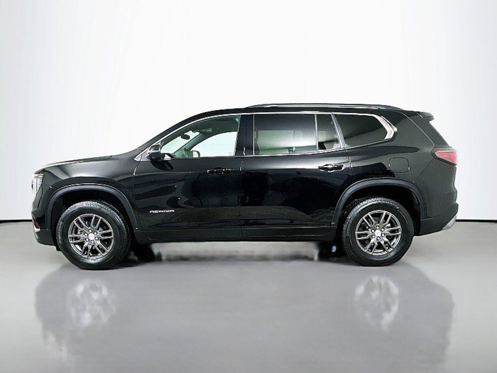 Used 2025 GMC Acadia Elevation SUV