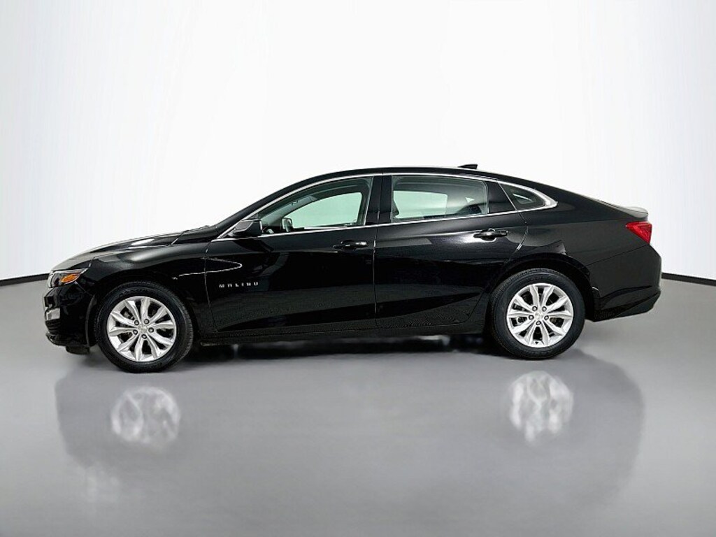 Used 2025 Chevrolet Malibu 1LT Sedan