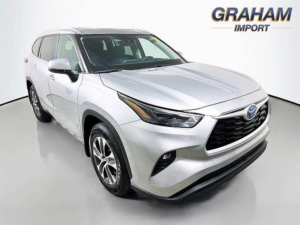 Used 2023 Toyota Highlander Hybrid XLE SUV