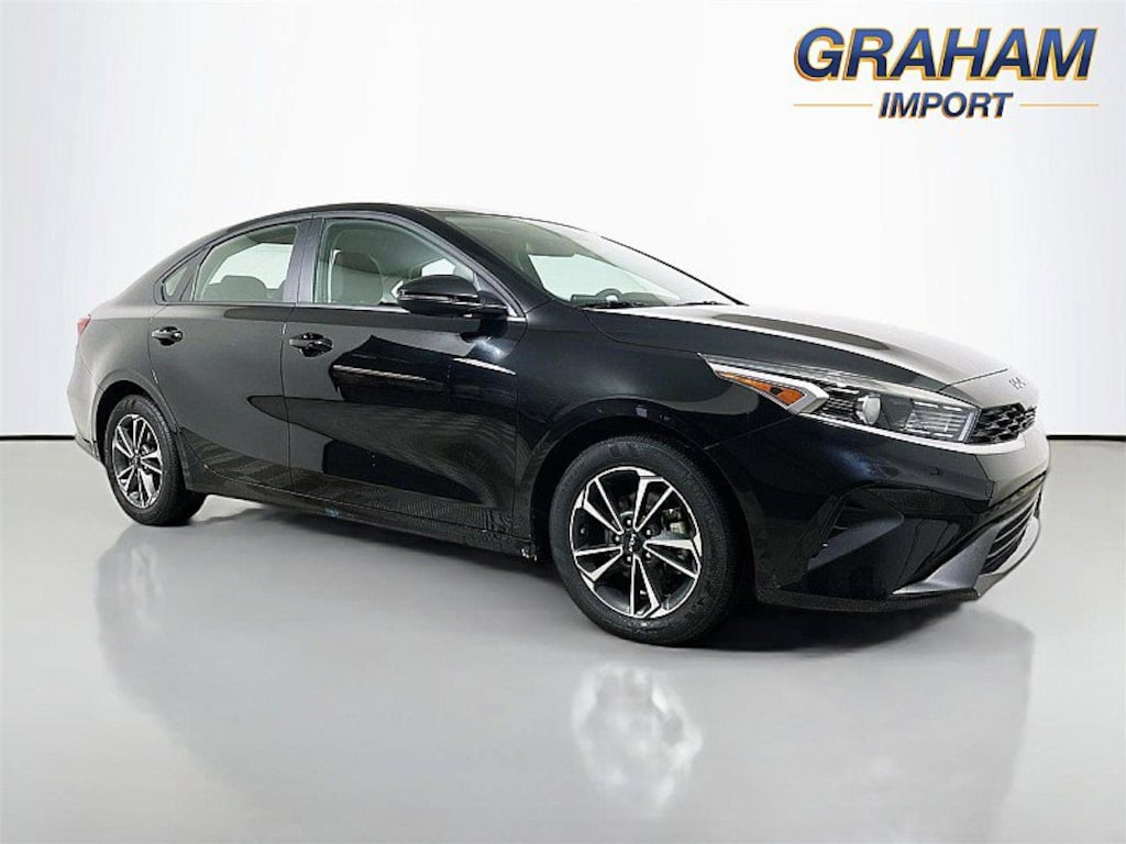 Used 2024 Kia Forte LXS Sedan