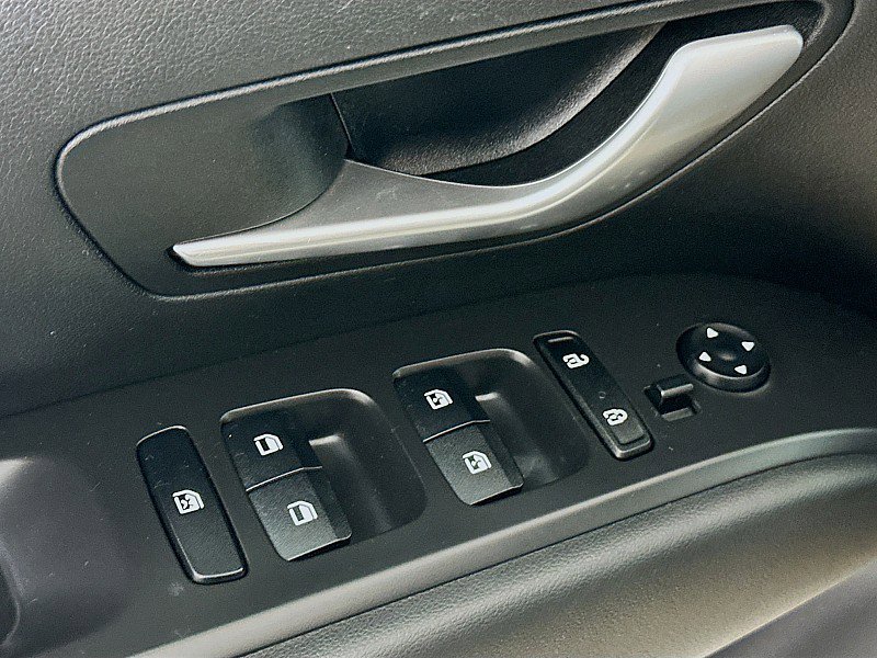 2023 Hyundai Santa Cruz SEL - Photo 18