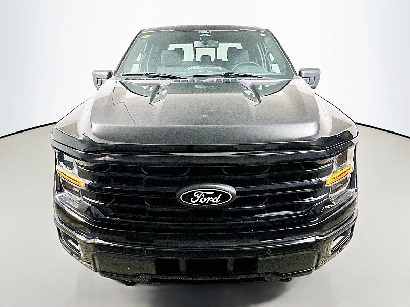 2024 Ford F-150 XLT photo 2