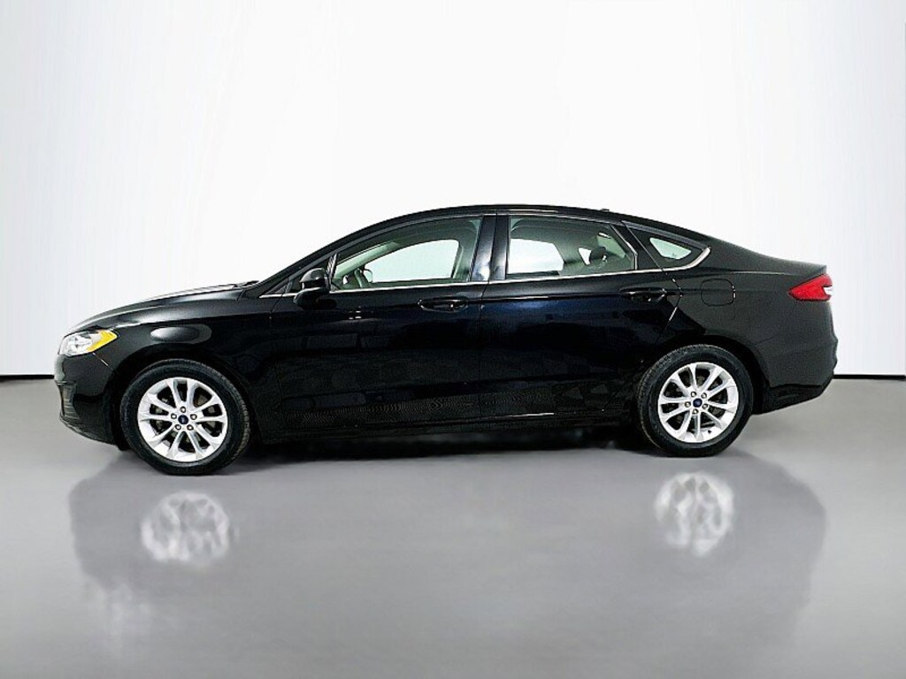 Used 2020 Ford Fusion SE Sedan