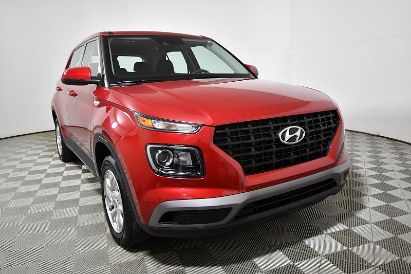 Used 2022 Hyundai Venue SE with VIN KMHRB8A30NU133894 for sale in Mansfield, OH