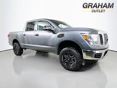 2017 Nissan Titan SV Truck Crew Cab