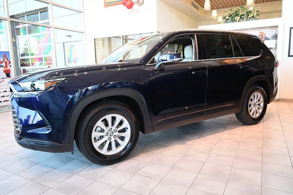 New 2026 Toyota Grand Highlander Hybrid XLE SUV