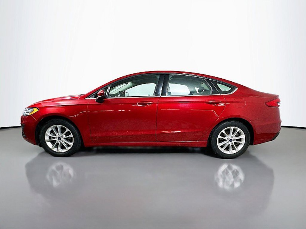 Used 2020 Ford Fusion SE Sedan