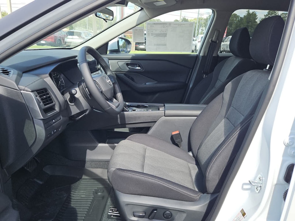 New 2026 Nissan Rogue SV SUV