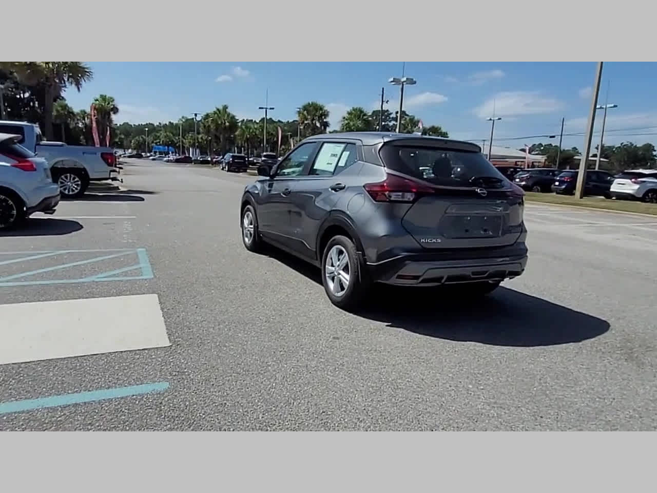 2025 Nissan KICKS PLAY Base - Photo 27