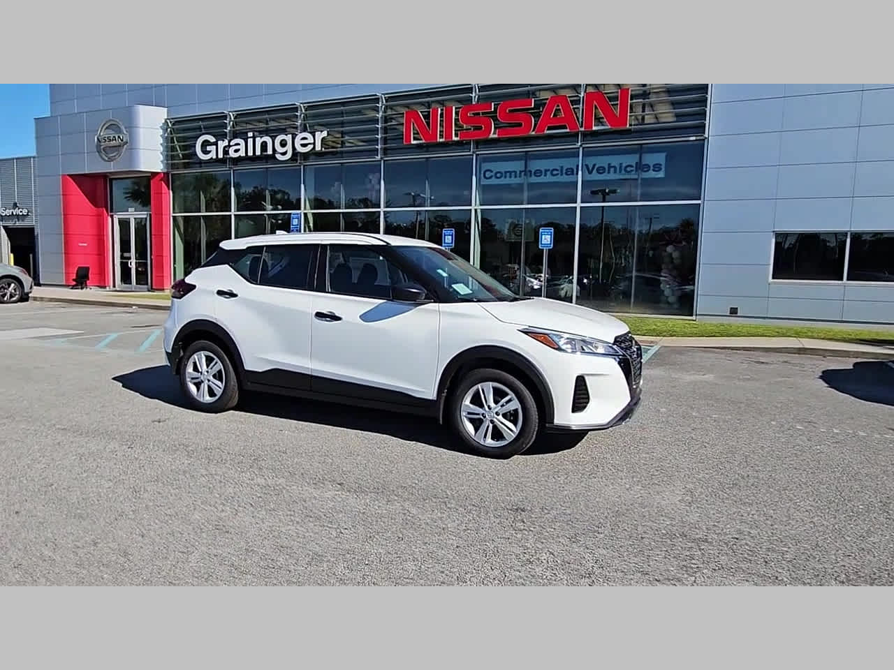 2025 Nissan KICKS PLAY Base - Photo 33