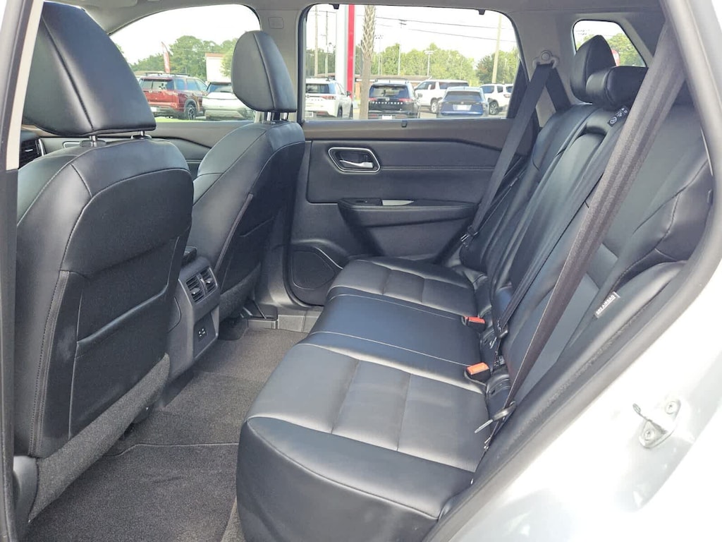 Used 2021 Nissan Rogue SV SUV